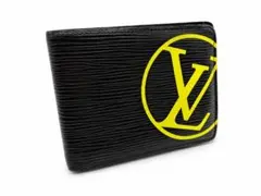 【希少品】ルイヴィトン　エピ　二つ折り財布LV 黄色ロゴ　ブラックのサムネイル