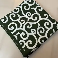 生地　唐草模様　約105×105㎝