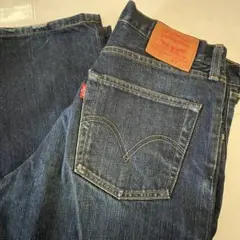 美品 levis リーバイス５０２ 日本製 Ｗ３２ Ｌ３４ 濃紺 皮パッチ