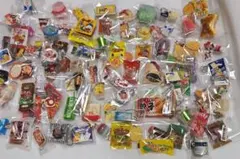 【最終お値下げ】お菓子　食品　大量　ミニチュア　ガチャ　108点　まとめ売り