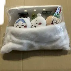 ハッピーホリデーなマスコット おやすみベッドと繋がるマスコットセット 3種セット Amazon.co.jp: ちいかわ ハッピーホリデーなおやすみベッドと