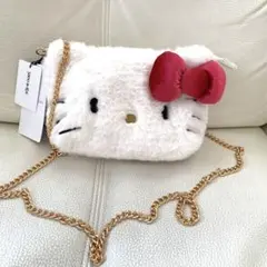 新品 ハローキティ フェイクファー2way ポシェット