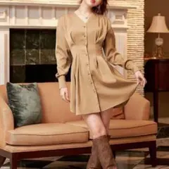 Darich　フレアミニワンピース　ベージュ　ボタン　長袖