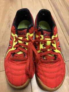 asics フットサルシューズ 21.5