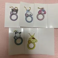 ぷちリングラバーキーホルダー クロミ　シナモン　マイメロ　ポチャッコ　ポムプリン