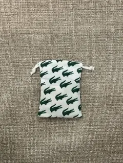 LACOSTE ノベルティ　 靴ひも チャーム　収納袋付き