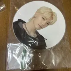 SEVENTEEN IDEAL CUT ソウルコン DINO うちわ - メルカリ