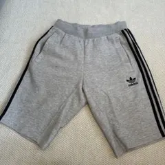 adidas グレー 3本ライン ショートパンツ L