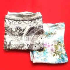 MOONBATのペイズリー柄と花柄スカーフセット売り