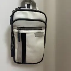 moustache ボディバッグのサムネイル