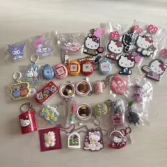 〖まとめ売り〗キーホルダー サンリオ たまごっち