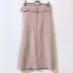 セシルマクビー　フロントジッパー　くすみピンク　タイトスカート　ベルト付き