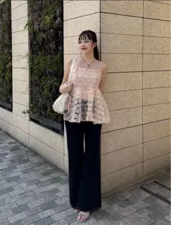 chico ローズチュールペプラムブラウス