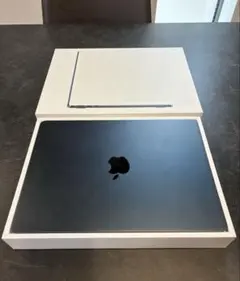 MacBook Air M2 13.6 ミッドナイト 16GB/256GB