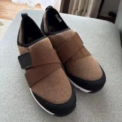 RIZAP ウォーキングシューズ　トレーニングシューズ