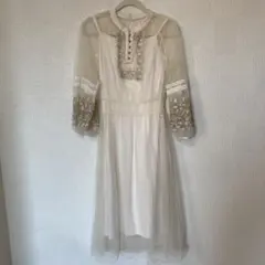 限定完売品　リリーブラウン　シースルー刺繍ワンピース　オフホワイト