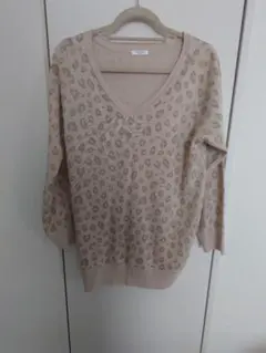 CINEMA CLUB ヒョウ柄 Vネックセーター M