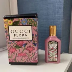 GUCCI Flora 香水 ミニボトル 2本セット【5ml】 - メルカリ