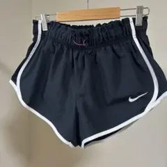 NIKE ナイキ ショーパン 黒 レディース M ジム ランニング トレーニング