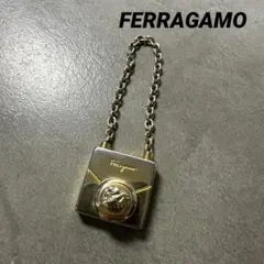 FERRAGAMO フェラガモ ゴールド チャーム キーホルダー