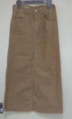 コーデュロイスカート