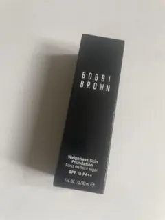 BOBBI BROWN ウェイトレス スキン ファンデーション W-026のサムネイル