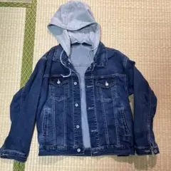 フード付きダークブルーデニムジャケット