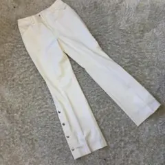 Item thumbnail for item 02403120-c175-48d6-9797-27c1462f72e1