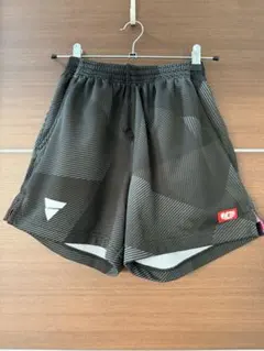 ブラック ストライプ ショーツ