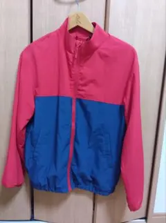 UNIQLO ウィンドブレーカー 160サイズ レッド×ブルーのサムネイル