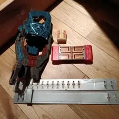 Item thumbnail for item ab93f941-3edd-4ec0-886c-41d974948051