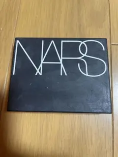 NARS ライトリフレクティング プリズマティックパウダーのサムネイル