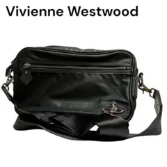 人気　ヴィヴィアンスウエストウッド　ショルダーバッグ　ブラック　黒　ワンポイント