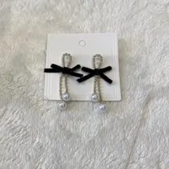 ＊新品＊Ciderリボンとパールのピアス(両耳用)＊