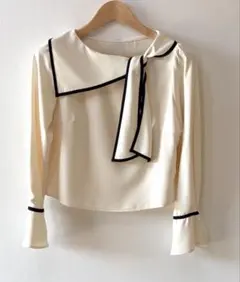 Her lip to Scarf-Collar Blouse Mサイズのサムネイル