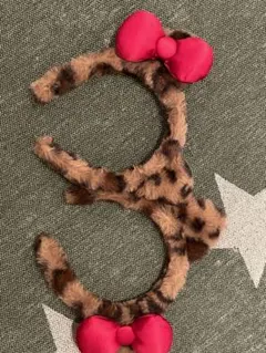 ヒョウ柄猫用ヘッドバンド