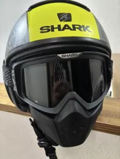 SHARKヘルメット　DARK サイズL 限定カラー？のサムネイル