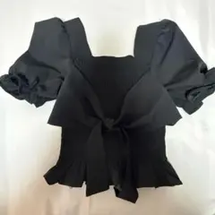 ブラック トップス 半袖 Tシャツ