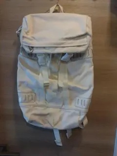 ノースフェイス　ホワイト　リュック