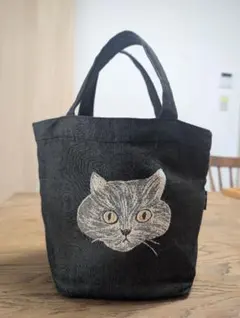 2/18までお値引き！ネコのトートバック