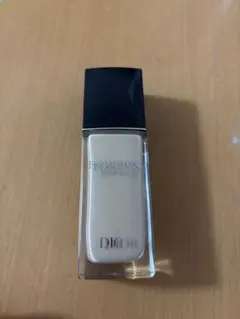 Dior ディオールスキンフォーエバーフルイドグロウ 1Wのサムネイル