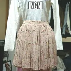 美品送料込 INGNI 花柄プリーツミニスカート