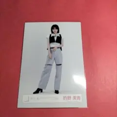 櫻坂46的野美青「Lonesomerabbit」ジャケット写真衣装