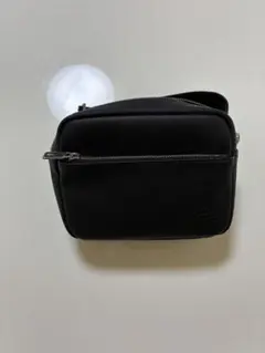 LACOSTE ショルダーバッグ ブラック