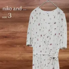 ニコアンド niko and... 五分袖ワンピース アイボリー サイズ3 花柄のサムネイル
