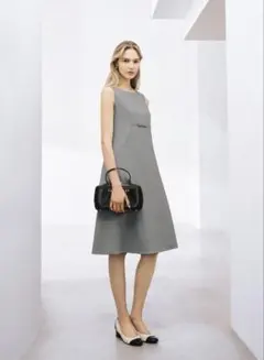 FOXEY ワンピース Dress Calla ソフィーグレー42sizeのサムネイル
