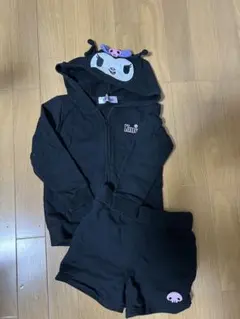 110 パーカー　サンリオ　セットアップ 長袖　短パン　黒　クロミちゃん