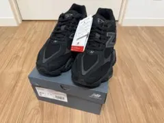 新品未使用　ニューバランスNEW BALANCE U9060 ZGE 28cmのサムネイル