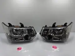 三菱 デリカD5 純正 HID/ASSYバラスレベライザー付 ヘッドライト左右のサムネイル