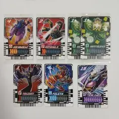 仮面ライダーガッチャード ウエハース　ケミーカード 7枚セット